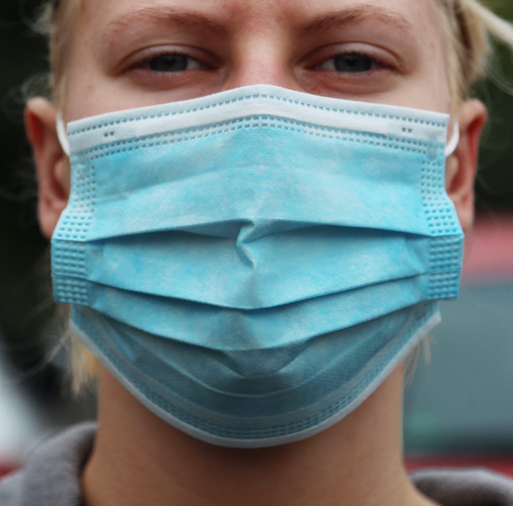 woman wearing a face mask